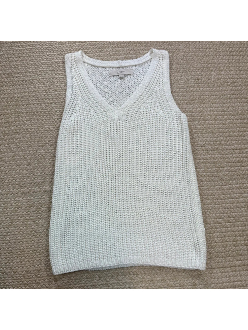 Loft Crochet Knit V-Neck Sweater Tank White Textured Sleveless XS Acrylic